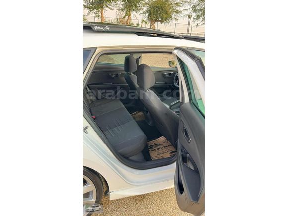 AZADE OTOMOTİVDEN SANROOFLU MANUEL VİTES LEON