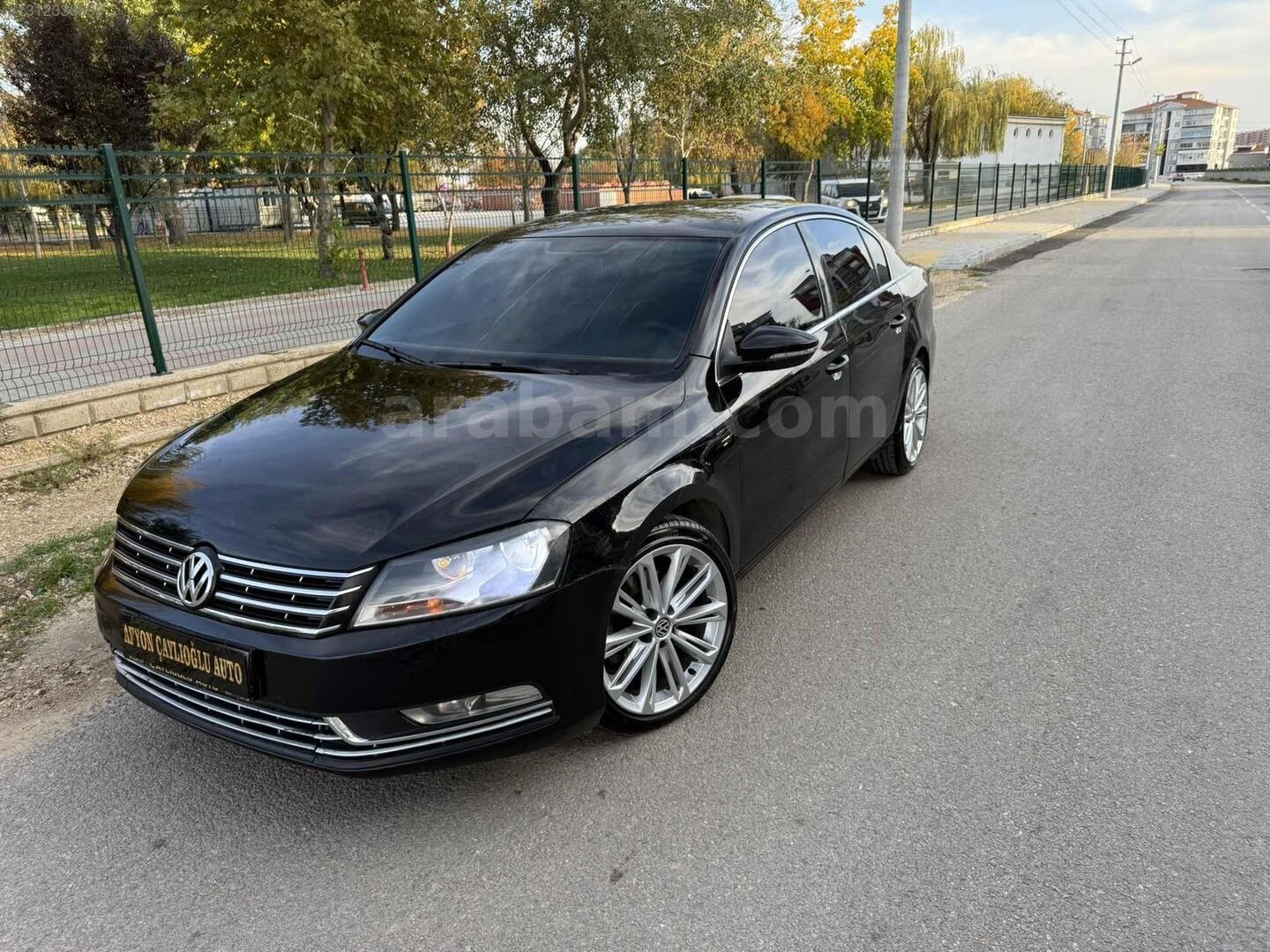 Galeriden Volkswagen Passat 1.6 TDi BlueMotion Comfortline 2014 Model Afyonkarahisar 246.000 km Siyah 4