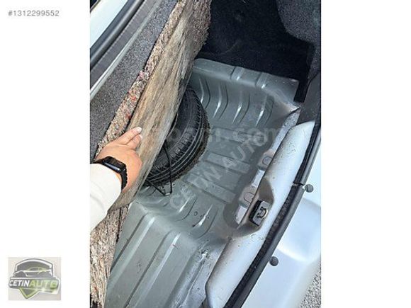 ÇETİN AUTO'DAN 2010 EXPRESSİON HATASIZ 2 PARÇA BOYALI 85 LİK