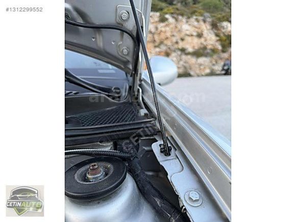 ÇETİN AUTO'DAN 2010 EXPRESSİON HATASIZ 2 PARÇA BOYALI 85 LİK