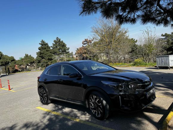 Sahibinden Kia XCeed 1.5 T-GDI Elegance 2025 Model 