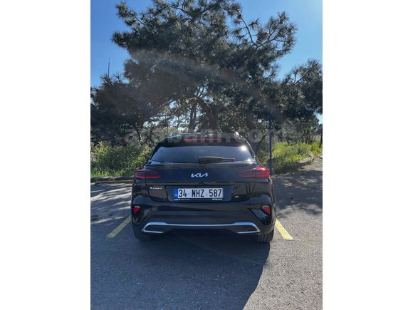 Sahibinden Kia XCeed 1.5 T-GDI Elegance 2025 Model 