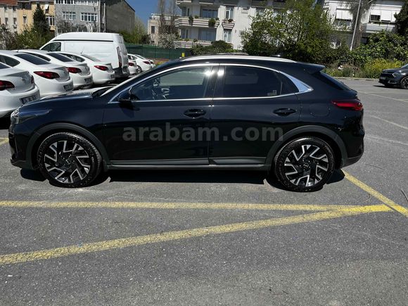 Sahibinden Kia XCeed 1.5 T-GDI Elegance 2025 Model 