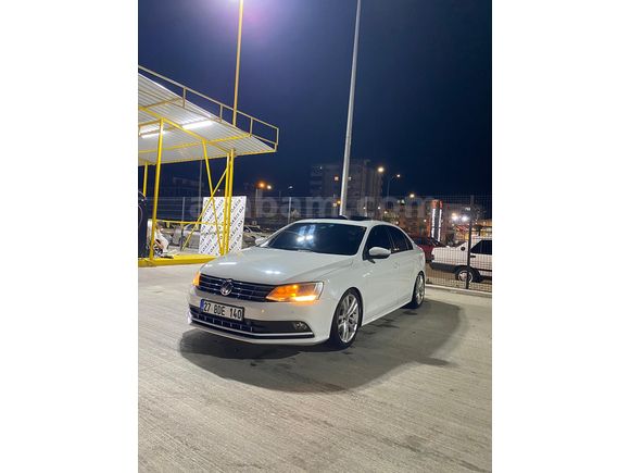 Jetta 2016 Model (2017 Çıkışlı) 1.2 TSI DSG - İçi Bej, Sunroof'lu