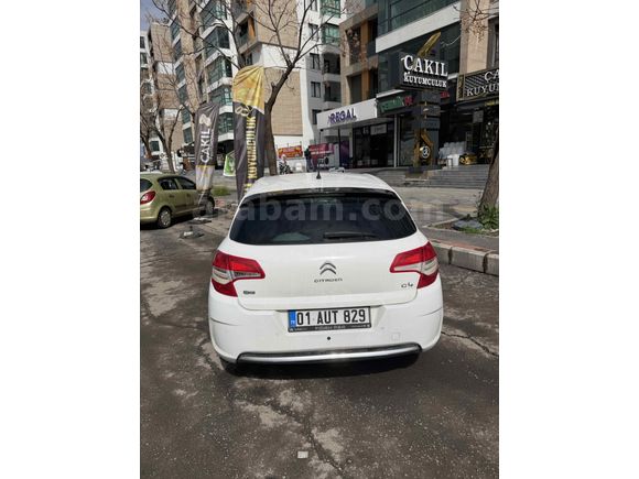 Sahibinden Citroen C4 1.6 e-HDi Confort Plus 2012 Model  250.000 km Beyaz