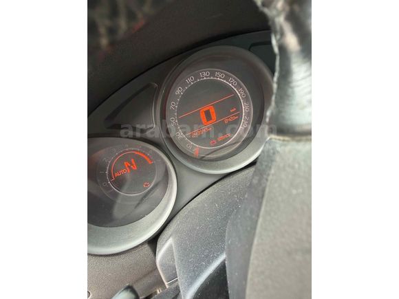 Sahibinden Citroen C4 1.6 e-HDi Confort Plus 2012 Model  250.000 km Beyaz