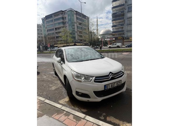 Sahibinden Citroen C4 1.6 e-HDi Confort Plus 2012 Model  250.000 km Beyaz
