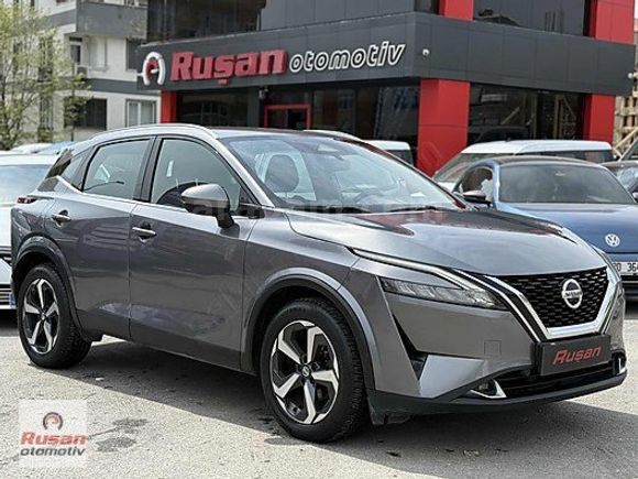 RUŞAN'dan 2022 Qashqai 1.3DIG-T 160HP HATASIZ 2 BOYALI 93.000 KM