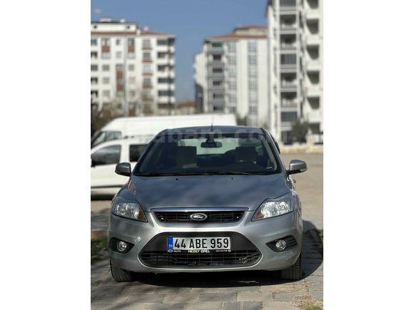 Sahibinden Ford Focus 1.6 Trend 2010 Model 