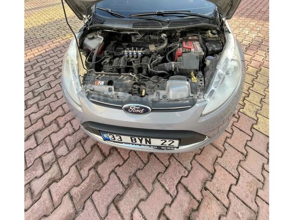 Sahibinden Ford Fiesta 1.4 Titanium 2012 Model 