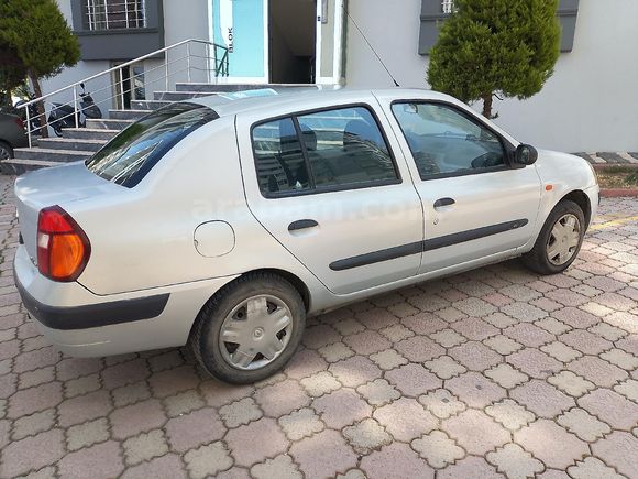 Sahibinden Renault Clio 1.5 dCi Authentique 2004 Model