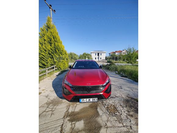 SAHİBİNDEN 2025 ÇIKIŞLI KAZASIZ BOYASIZ PEUGEOT 408