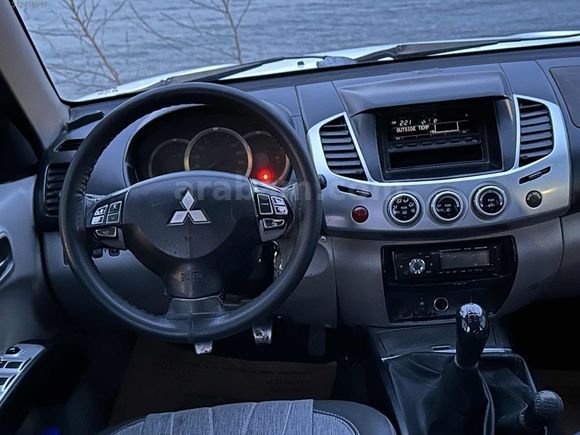 2011 L200 4X4 5 CAM OTOMATİK