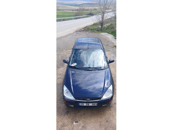 Sahibinden Ford Focus 1.6 Ghia 2000 Model