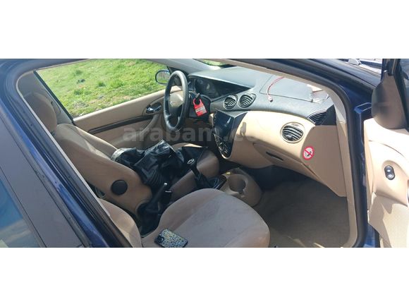 Sahibinden Ford Focus 1.6 Ghia 2000 Model