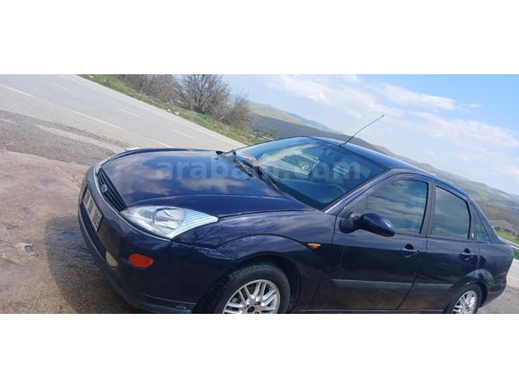 Sahibinden Ford Focus 1.6 Ghia 2000 Model
