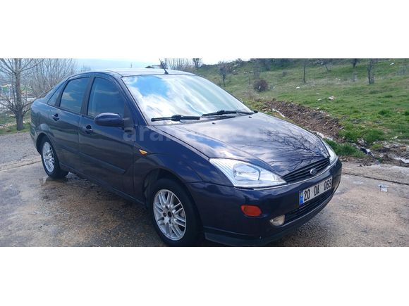 Sahibinden Ford Focus 1.6 Ghia 2000 Model