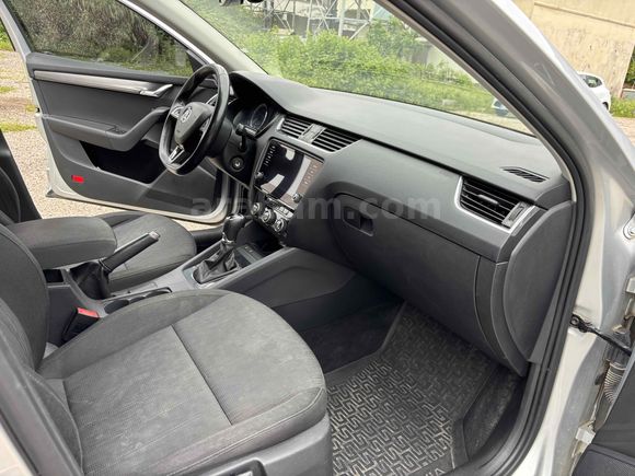 Skoda Octavia 1.6 TDI Style 2018 Model Hatay