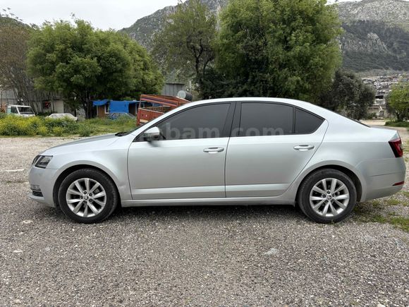 Skoda Octavia 1.6 TDI Style 2018 Model Hatay