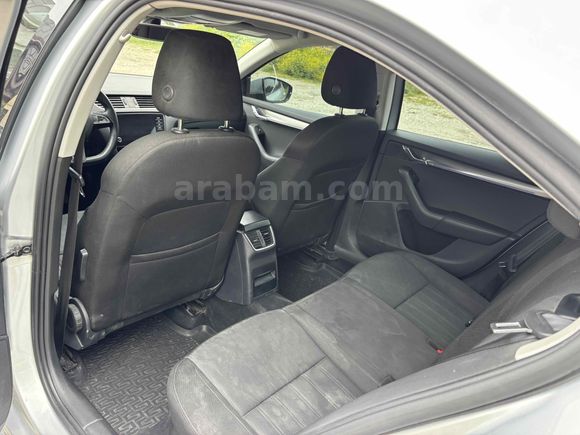 Skoda Octavia 1.6 TDI Style 2018 Model Hatay
