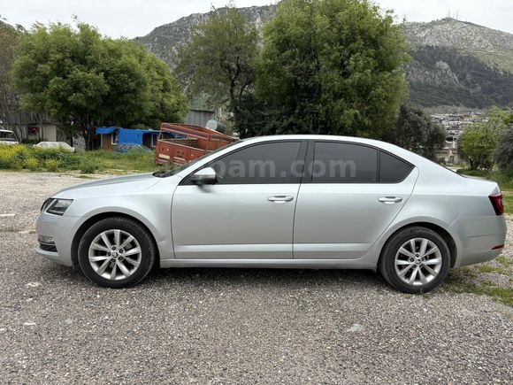 Skoda Octavia 1.6 TDI Style 2018 Model Hatay