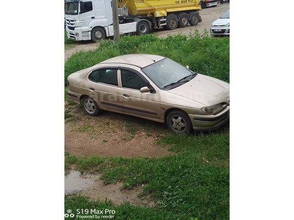Sahibinden Renault Megane 2.0 RXT 1998 Model