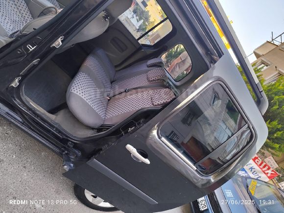 Sahibinden Renault Kangoo Multix 1.5 dCi Expression 2009 Model İstanbul