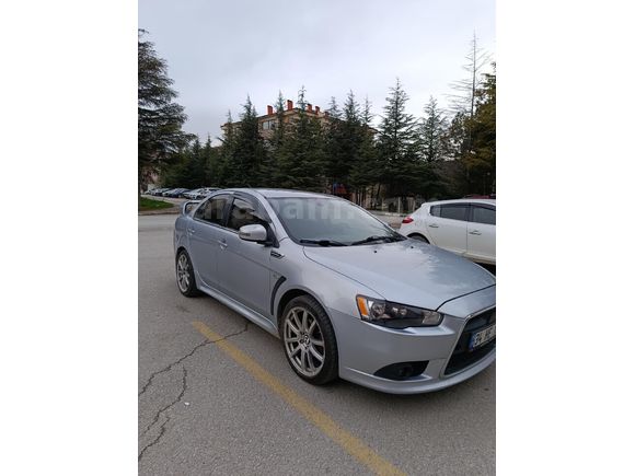 Sahibinden Mitsubishi Lancer 1.6 Invite 2015 Model