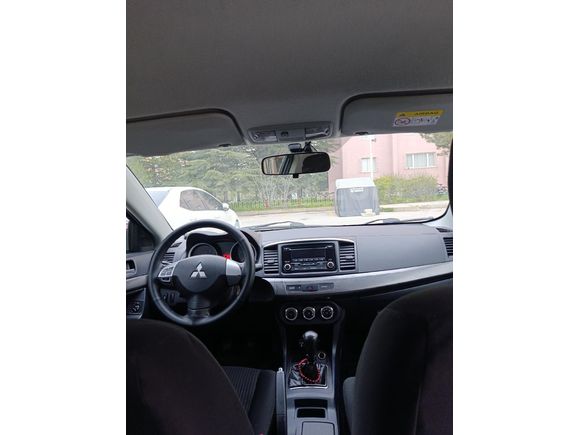 Sahibinden Mitsubishi Lancer 1.6 Invite 2015 Model