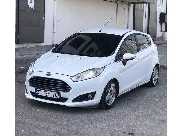 FORD FİESTA  2014  Titanyum  X   