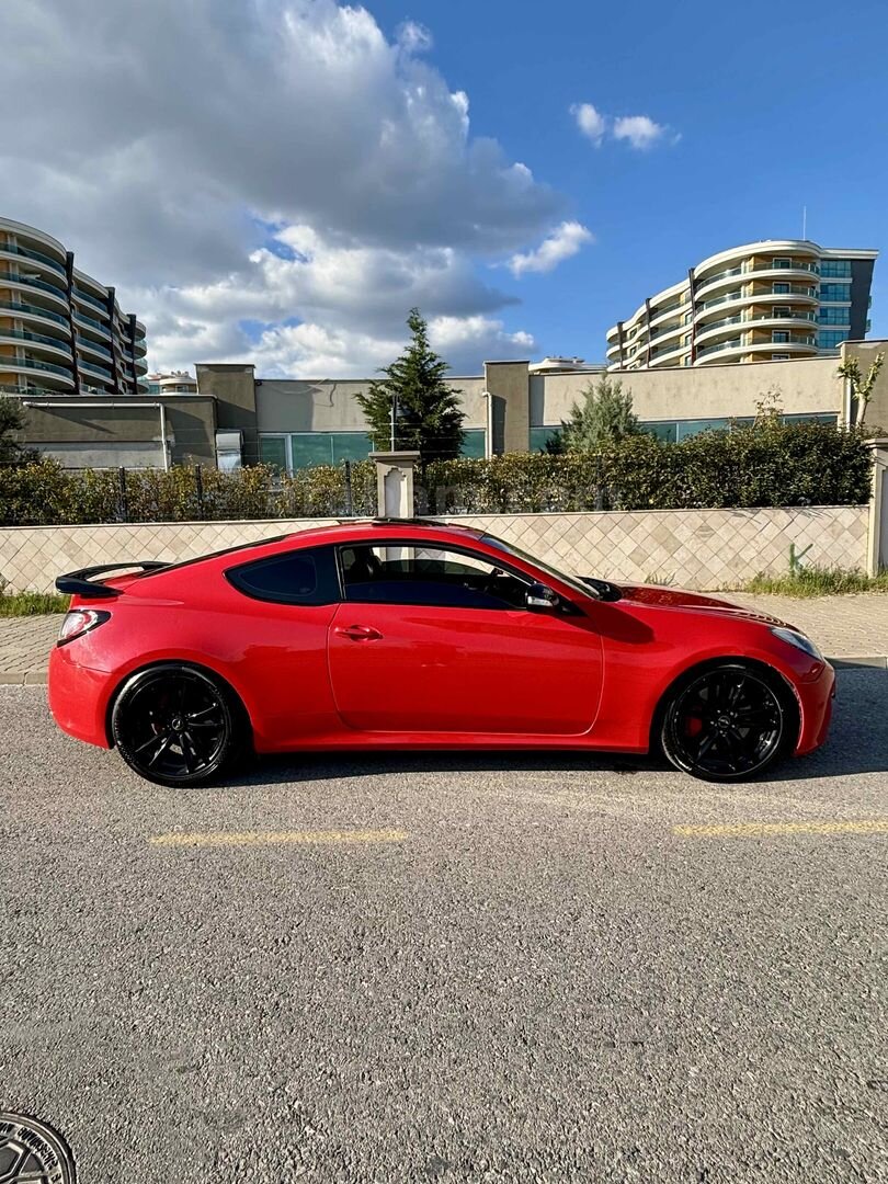 Sahibinden Hyundai Genesis 2.0L TCI 2011 Model Aydın 170.000 km Kırmızı 2