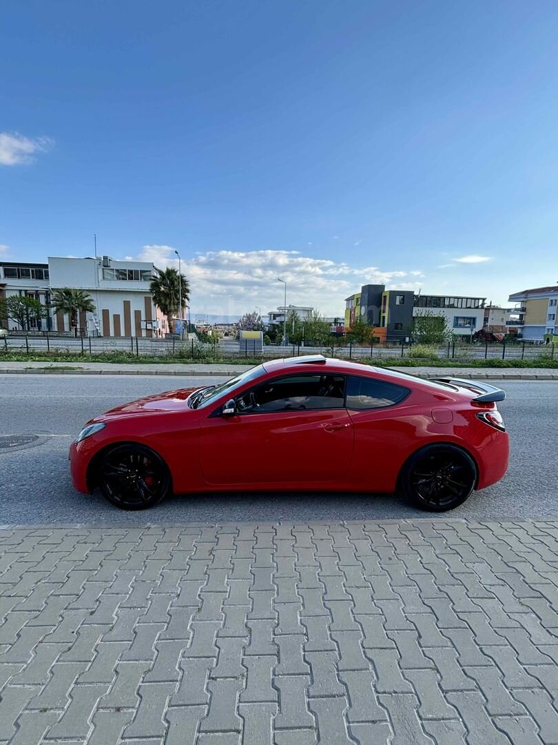 Sahibinden Hyundai Genesis 2.0L TCI 2011 Model Aydın 170.000 km Kırmızı 5