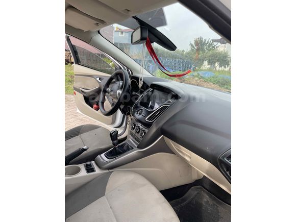 Sahibinden Ford Focus 1.6 Ti-VCT Style 2013 Model 