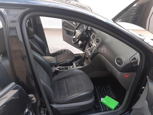Sahibinden Ford Focus 1.6 Titanium X 2010 Model