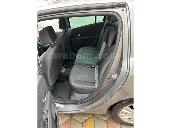 Sahibinden Renault Clio 1.6 Executive 2011 Model 