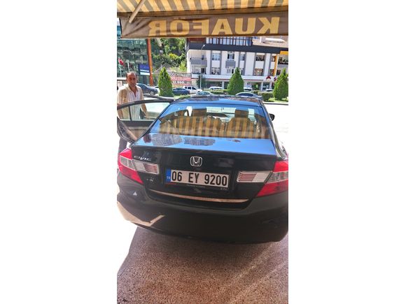 Sahibinden Honda Civic 1.6i VTEC Eco Elegance 2012 Model 