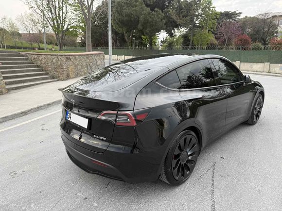 Sahibinden Tesla Model Y Performance 2023 Model İstanbul