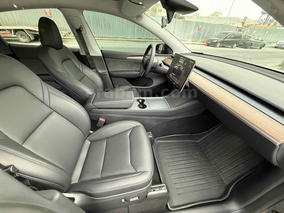 Sahibinden Tesla Model Y Performance 2023 Model İstanbul