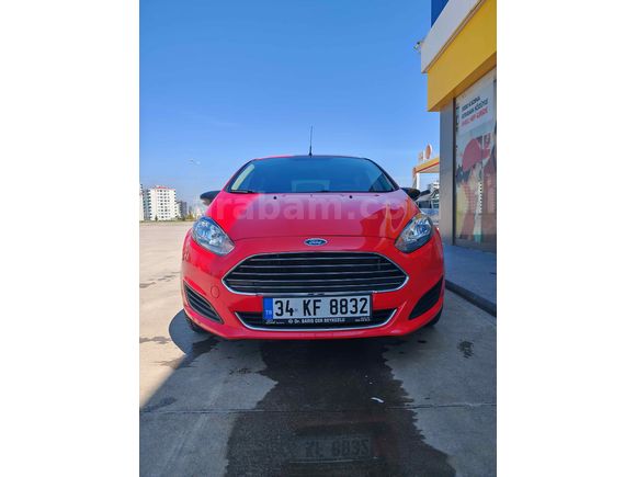 Sahibinden Ford Fiesta 1.25 Trend 2014 Model  126.000 km Kırmızı