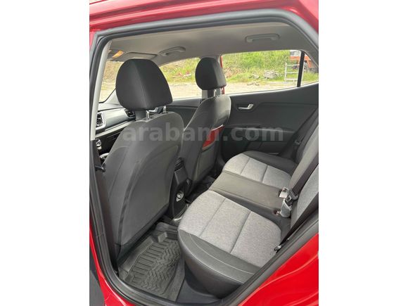 Sahibinden Kia Stonic 1.4 MPI Cool 2022 Model 