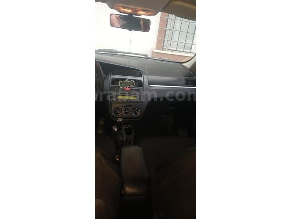 Sahibinden Fiat Linea 1.3 Multijet Active Plus 2013 Model  252.000 km Beyaz