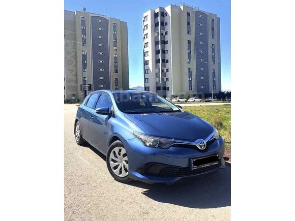 Sahibinden Toyota Auris 1.33 Life 2016 Model 