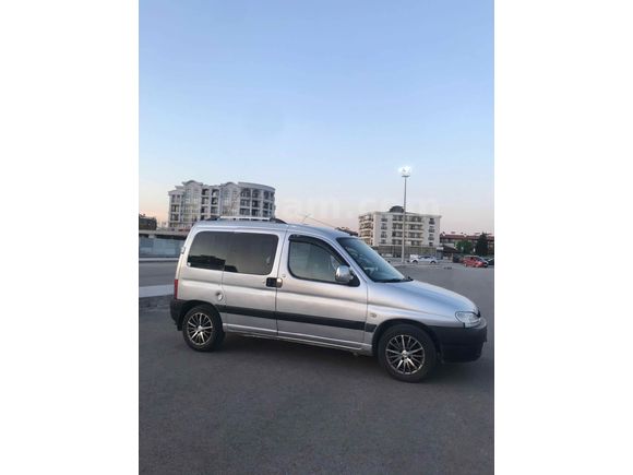 Sahibinden Peugeot Partner 1.9 D 2000 Model 