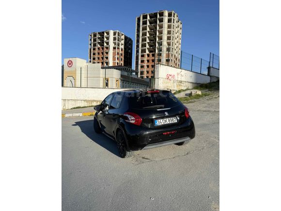 Sahibinden Peugeot 208 1.0 VTi Access 2013 Model 