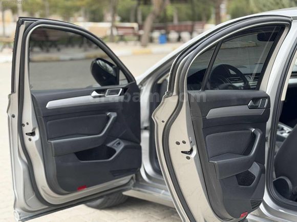 HATASIZ // 2017 // VOLKSWAGEN PASSAT...
