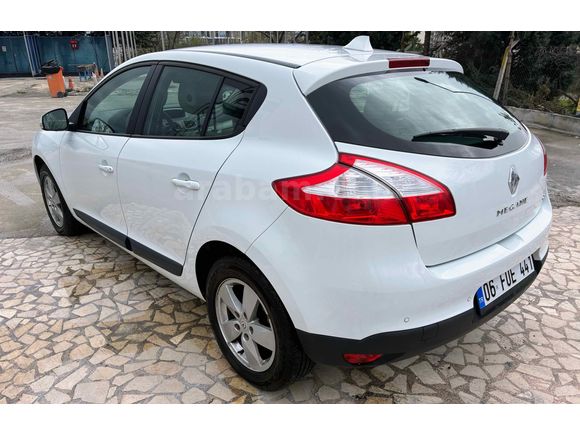 Sahibinden Renault Megane 1.5 dCi Expression 2011 Model Ankara 32.000 km Beyaz