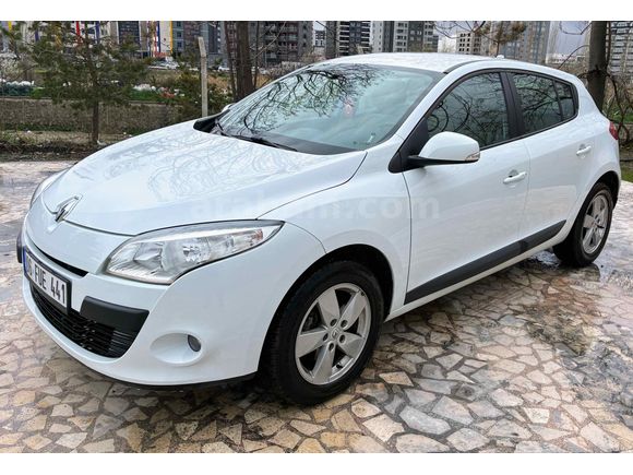 Sahibinden Renault Megane 1.5 dCi Expression 2011 Model Ankara 32.000 km Beyaz