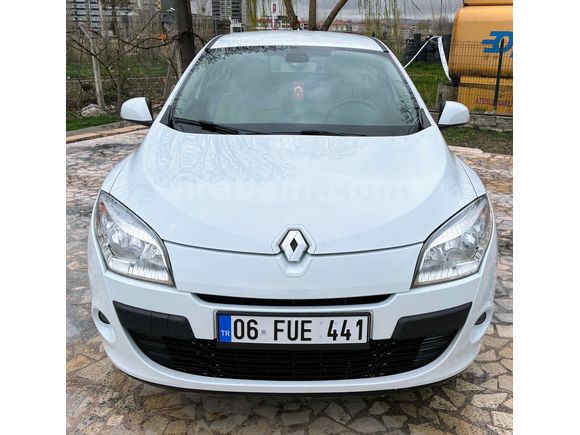 Sahibinden Renault Megane 1.5 dCi Expression 2011 Model Ankara 32.000 km Beyaz