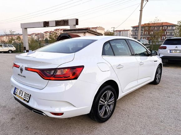 Sahibinden Renault Megane 1.3 TCe Touch 2023 Model Edirne