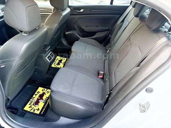 Sahibinden Renault Megane 1.3 TCe Touch 2023 Model Edirne